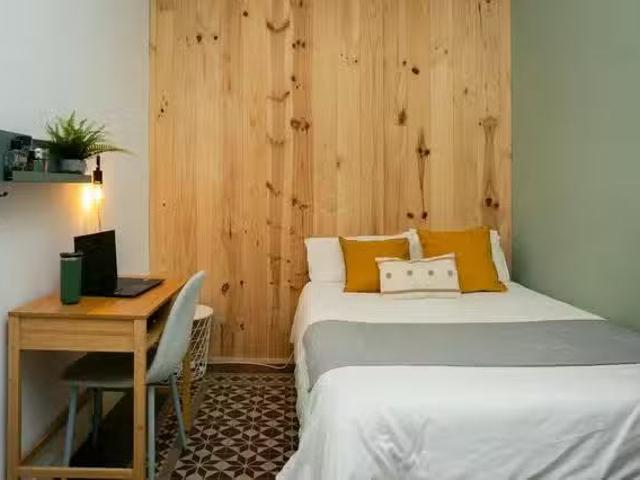 Habitación en Carrer de Pau Claris, Dreta de l'Eixample