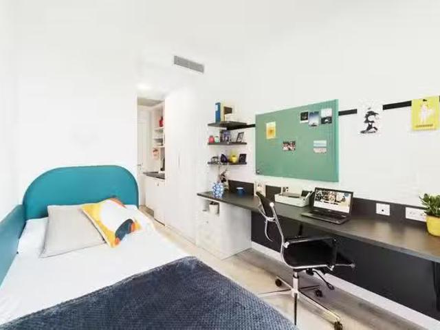 Habitación en Carrer de Pau Gargallo, La Maternitat i Sant Ramon