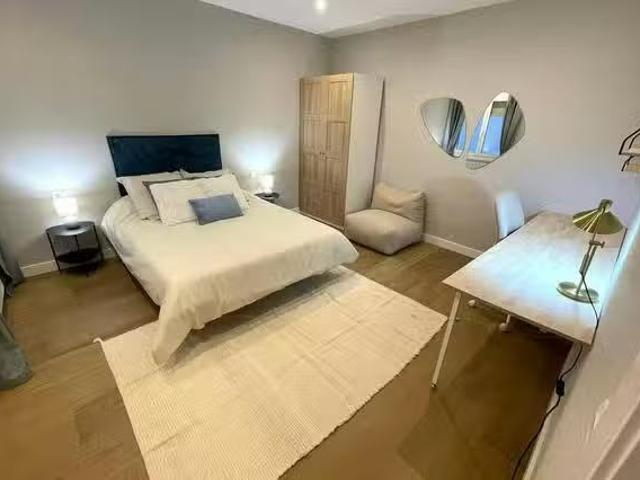 Habitación en Carrer de Provença, Sagrada Familia