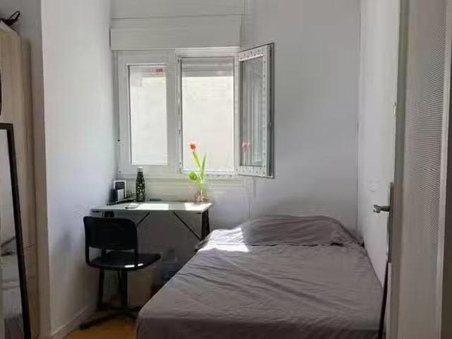 Habitación en Carrer de Santa Amèlia, Sarrià