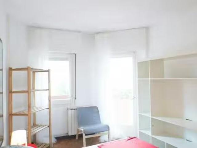 Habitación en Carrer de Santa Perpètua, Vila de Gràcia