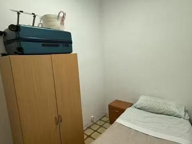 Habitación en Carrer de Sardenya, L'Eixample