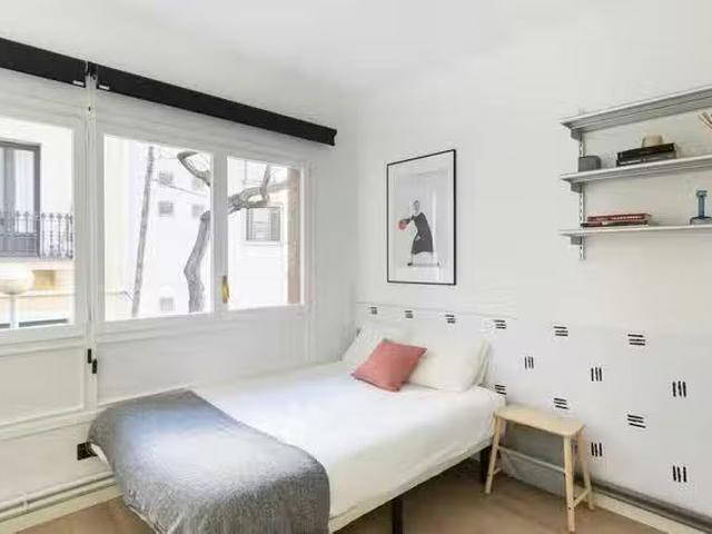 Habitación en Carrer de Sardenya, Sagrada Familia