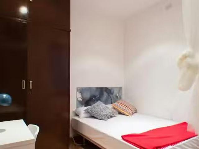 Habitación en Carrer del Comte Borrell, La Nova Esquerra de l'.
