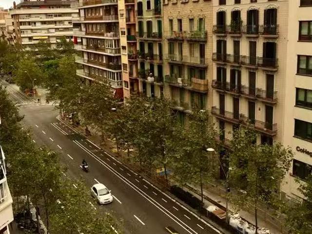 Habitación en Carrer del Comte d'Urgell