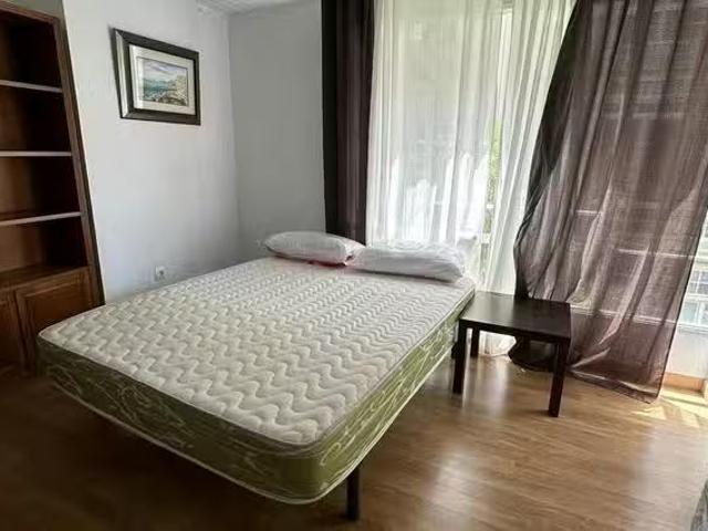 Habitación en Carrer del Músic Peydró, Sant Francesc