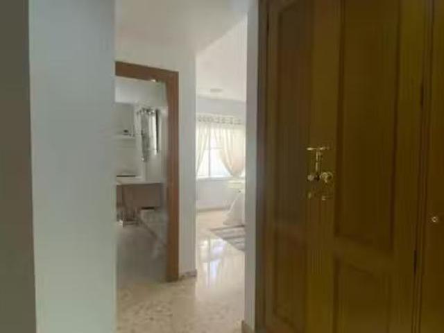 Habitación en Carrer del Periodista José Ombuen, El Pla del Real