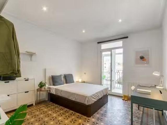 Habitación en Carrer del Rosselló