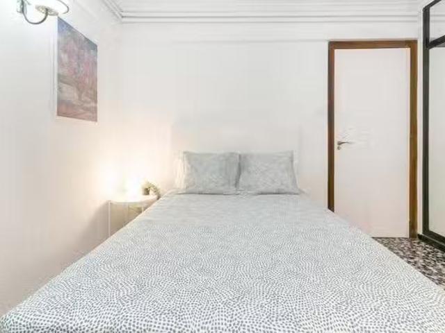 Habitación en Carrer del Rosselló