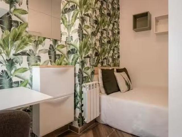 Habitación en Carrer del Rosselló