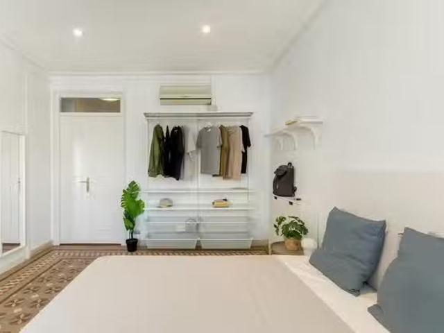 Habitación en Carrer del Rosselló, Dreta de l'Eixample