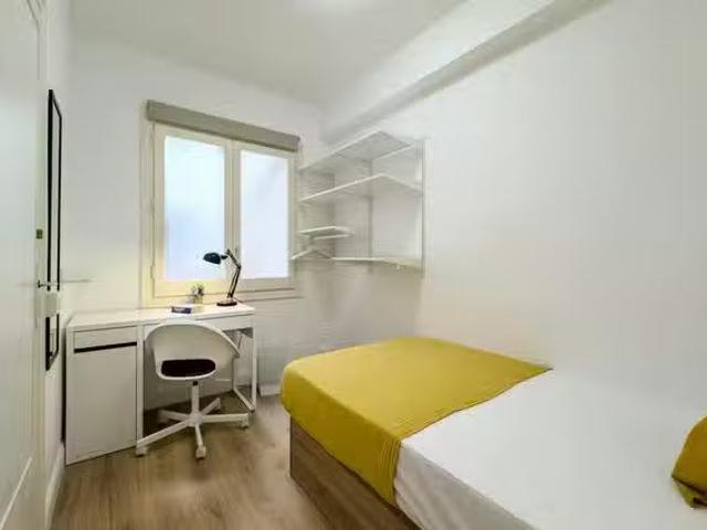 Habitación en Carrer del Rosselló, Dreta de l'Eixample