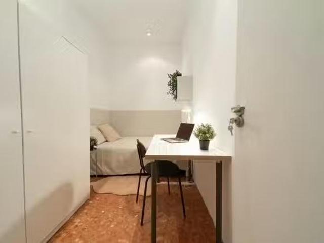 Habitación en Carrer del Rosselló, Eixample