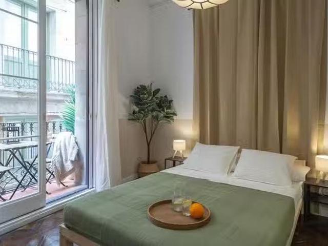 Habitación en Carrer dels Mirallers, Ciutat Vella