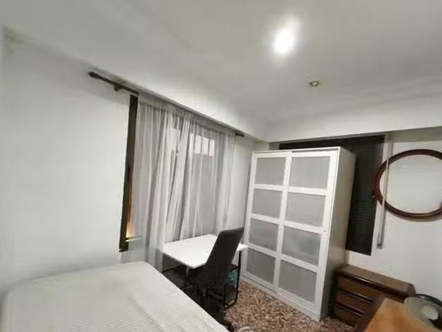 Habitación en Carrer d'Herrero