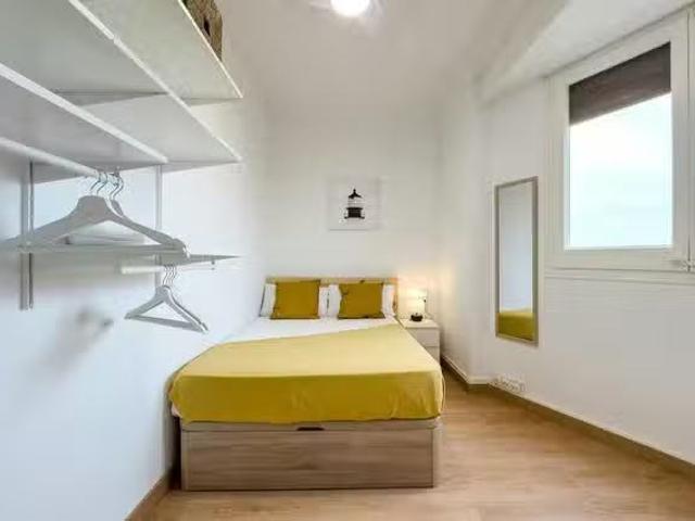 Habitación en Carrer d'Occident