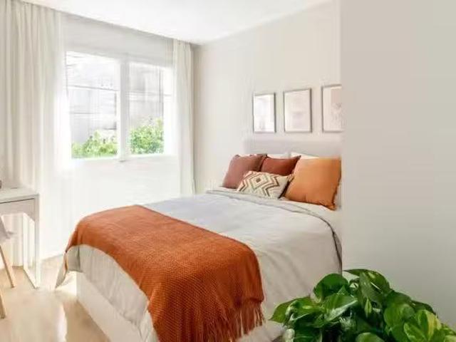 Habitación en Carrer d'Orient