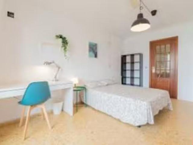 Habitación en Carrer Impressor Lambert Palmart, Ciutat Jardí