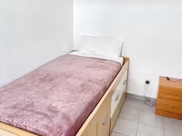 Habitación en Carrer Rosselló