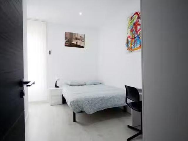 Habitación en Carrera de San Jerónimo, Sol