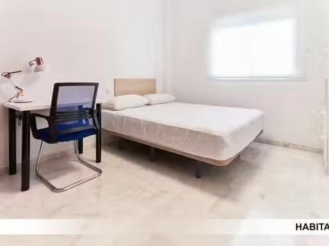 Habitación en Carretera Su Eminencia, Avenida de La Paz