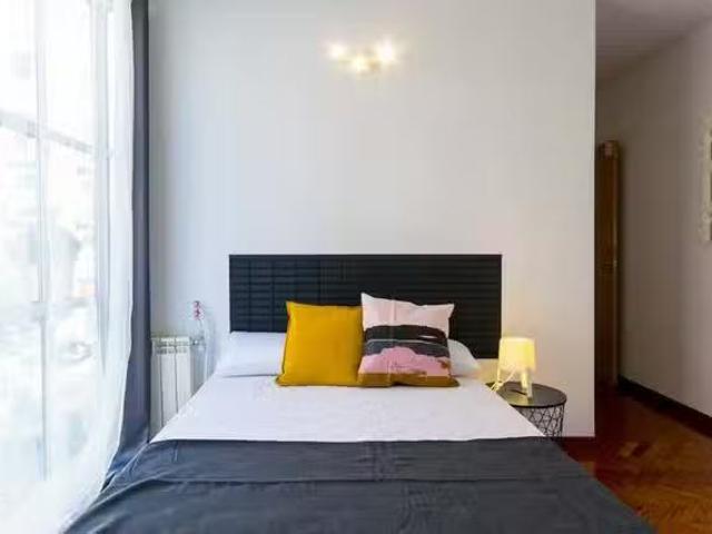 Habitación en Costanilla de los Ángeles