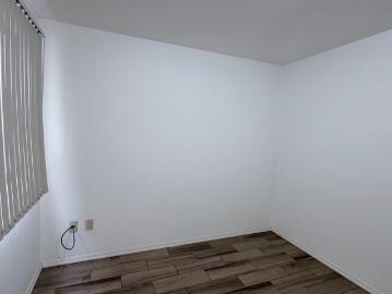 Habitación en depa amueblado