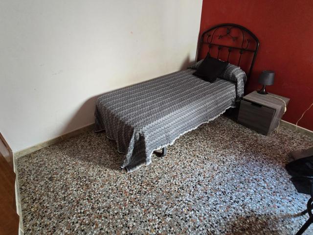 Habitación en Gandía, calle Cases Noves