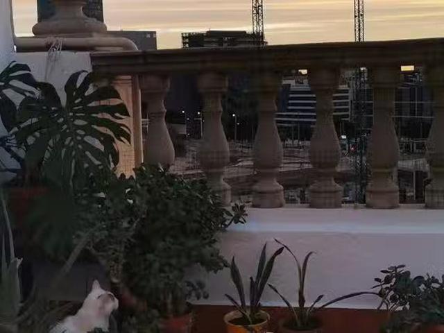 Habitación en Gran Via de les Corts Catalanes, Fort Pienc