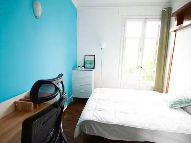 Habitación en Gran Via de les Corts Catalanes, Sant Antoni