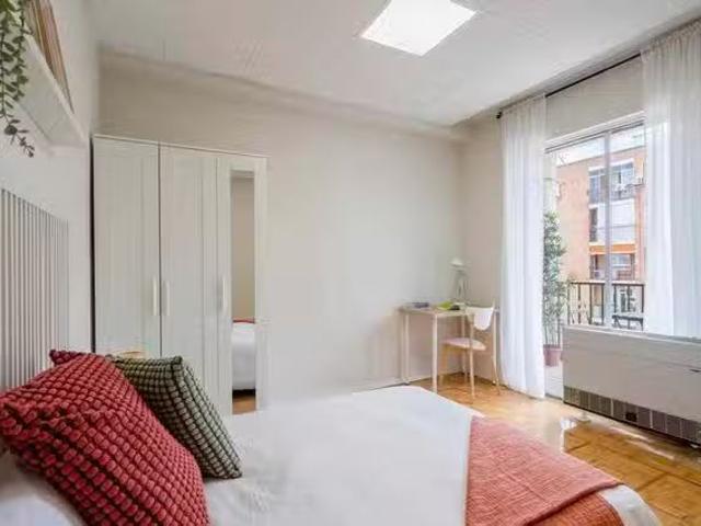 Habitación en Paseo de la Castellana