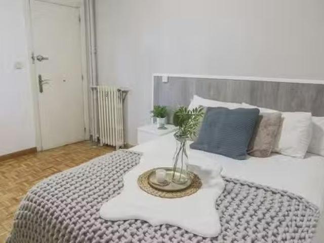 Habitación en Paseo de las Delicias, Delicias