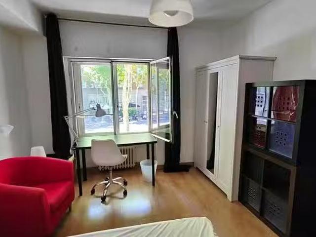 Habitación en Paseo de San Francisco de Sales