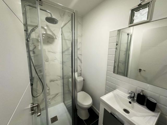 Habitación en Paseo de Santa María de la Cabeza MAC HAB2