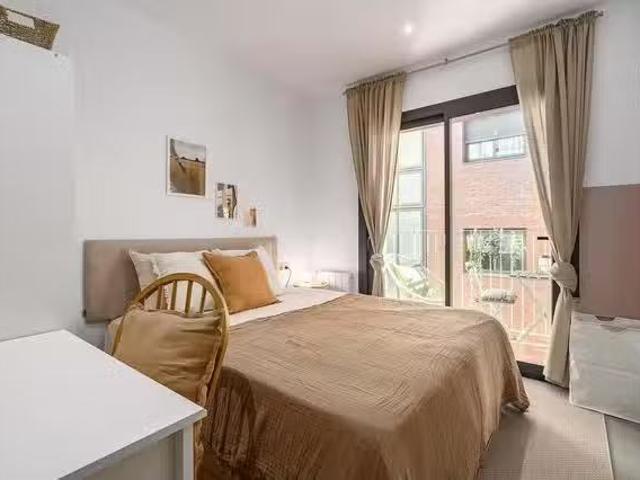 Habitación en Passatge de Paca Soler