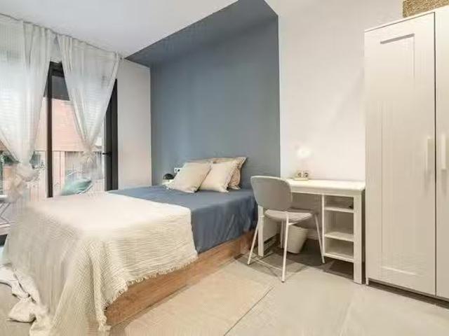 Habitación en Passatge de Paca Soler, Sants Montjuïc