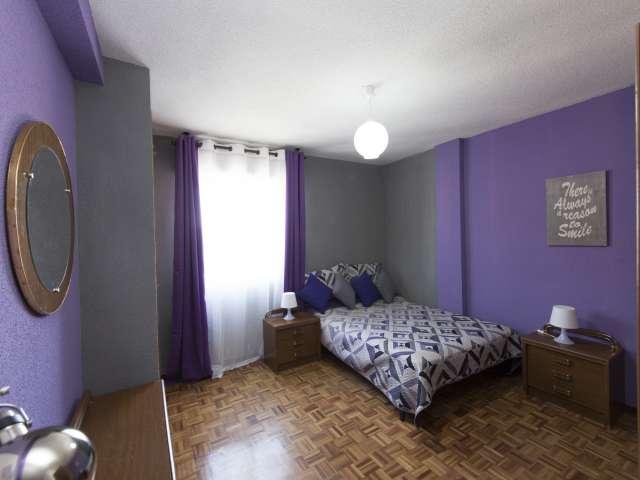 Habitación en piso compartido, 5 habitaciones, Alcalá de Henares
