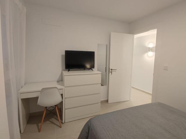 HABITACION EN PISO COMPARTIDO