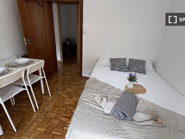 Habitación en piso compartido, Casa de Campo, Madrid