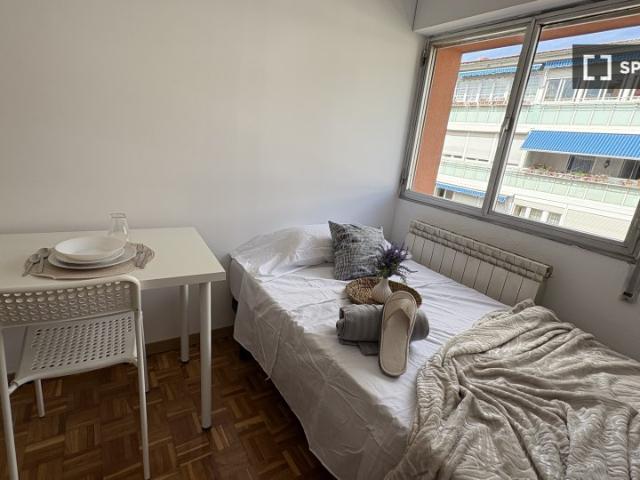 Habitación en piso compartido, Casa de Campo, Madrid