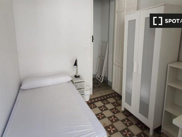 Habitación en piso compartido, Centro Sagrario, Granada