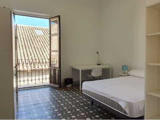Habitación en piso compartido, Centro Sagrario, Granada