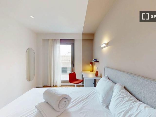 Habitación en piso compartido, Cuatro Caminos, Madrid