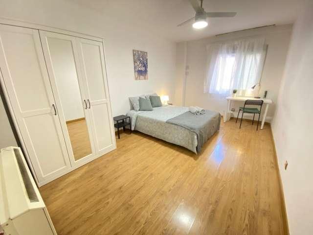 Habitación en piso compartido de 4 habitaciones, Vallecas, Madrid