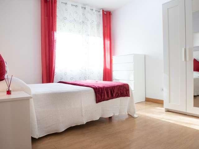 Habitación en piso compartido de 4 habitaciones, Alcalá de Henares