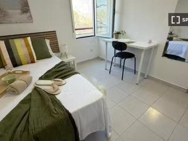 Habitación en piso compartido de 4 habitaciones, Arcos, Madrid