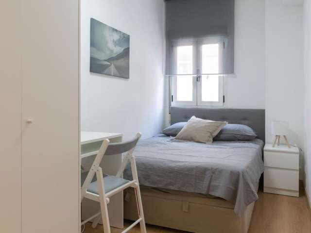Habitación en piso compartido de 4 habitaciones en Vista Alegre, Madrid