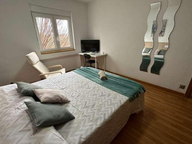 Habitación en piso compartido de 4 habitaciones en Alcalá de Henares
