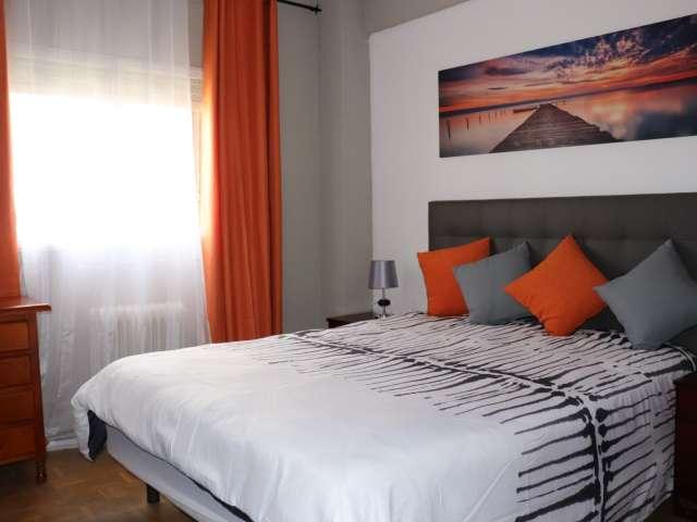 Habitación en piso compartido de 4 habitaciones en Alcalá de Henares