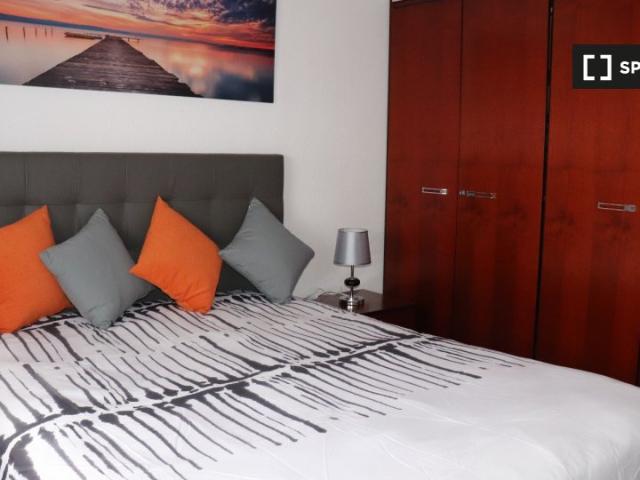 Habitación en piso compartido de 4 habitaciones en Alcalá de Henares